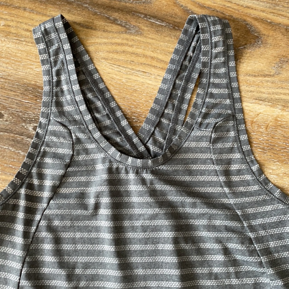 Zyia Nimbus Gray Tank With Mesh Split Back - image 2